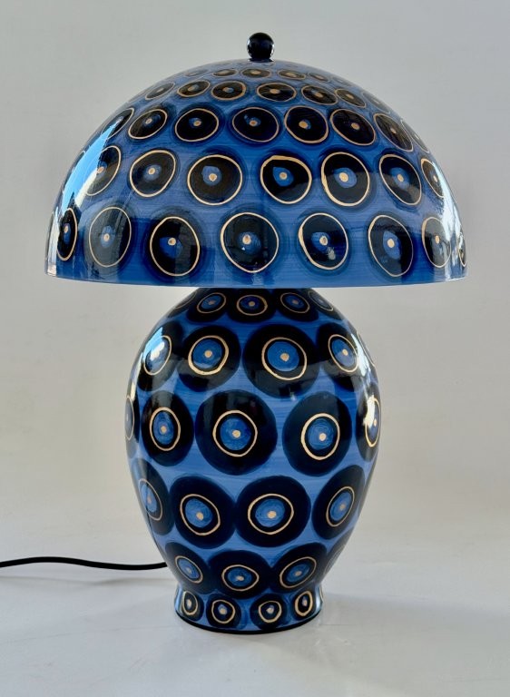 BLUE, NAVY & GOLD CIRCLES LAMP BASE WITH METAL SHADE 51X39CM
